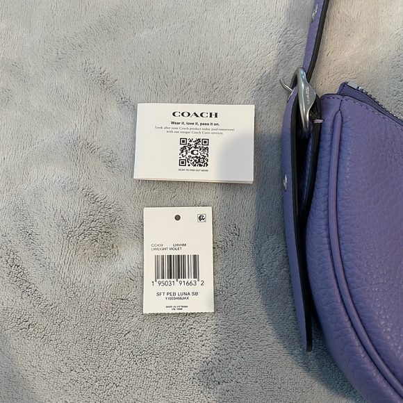 Coach Luna shoulder bag in violet color - Picture 5 of 5